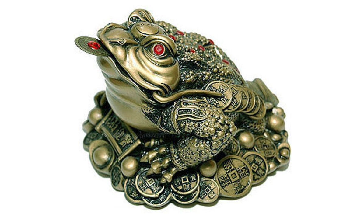 three-legged frog as an amulet of good luck